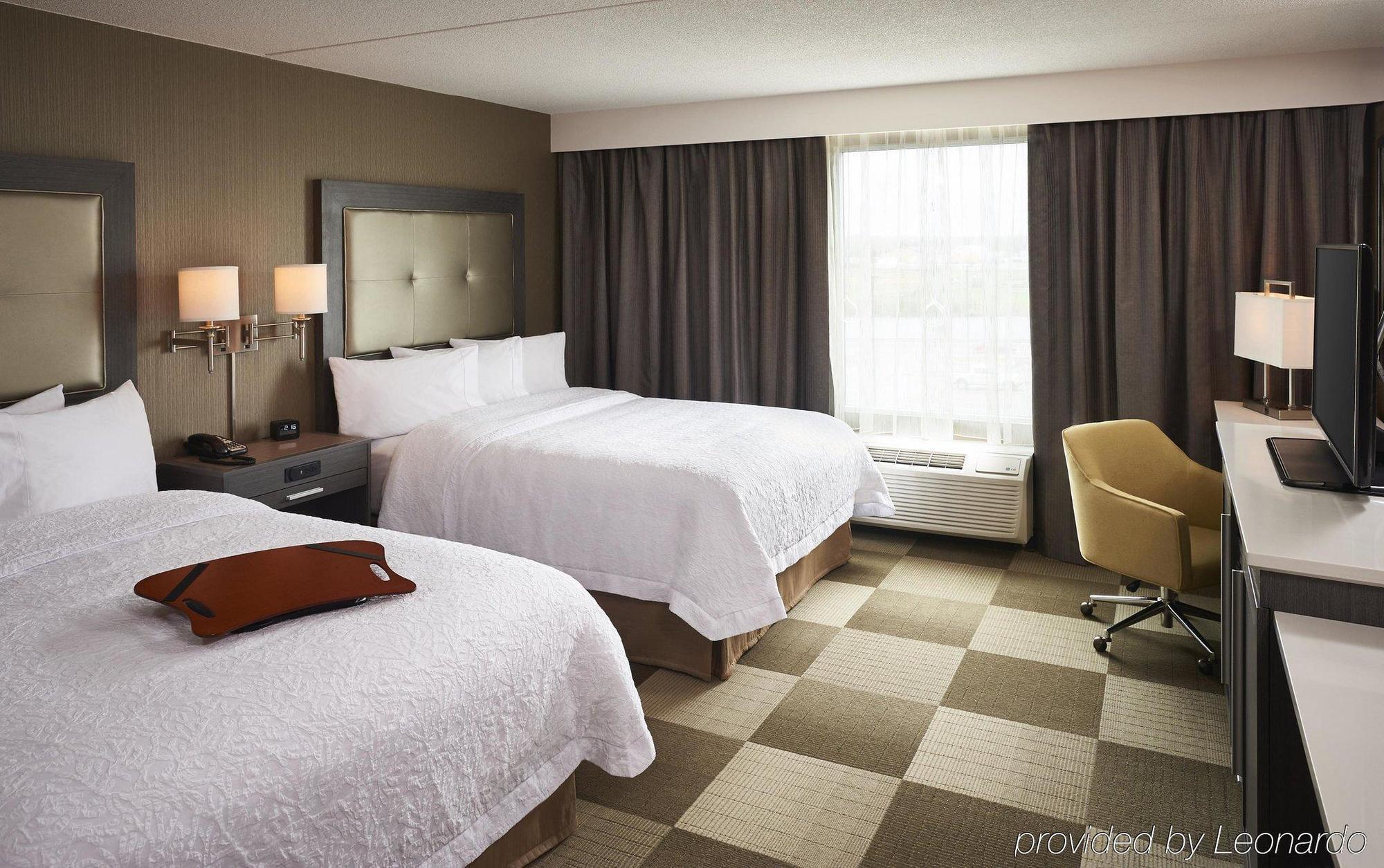 Hampton Inn By Hilton Timmins Exteriör bild