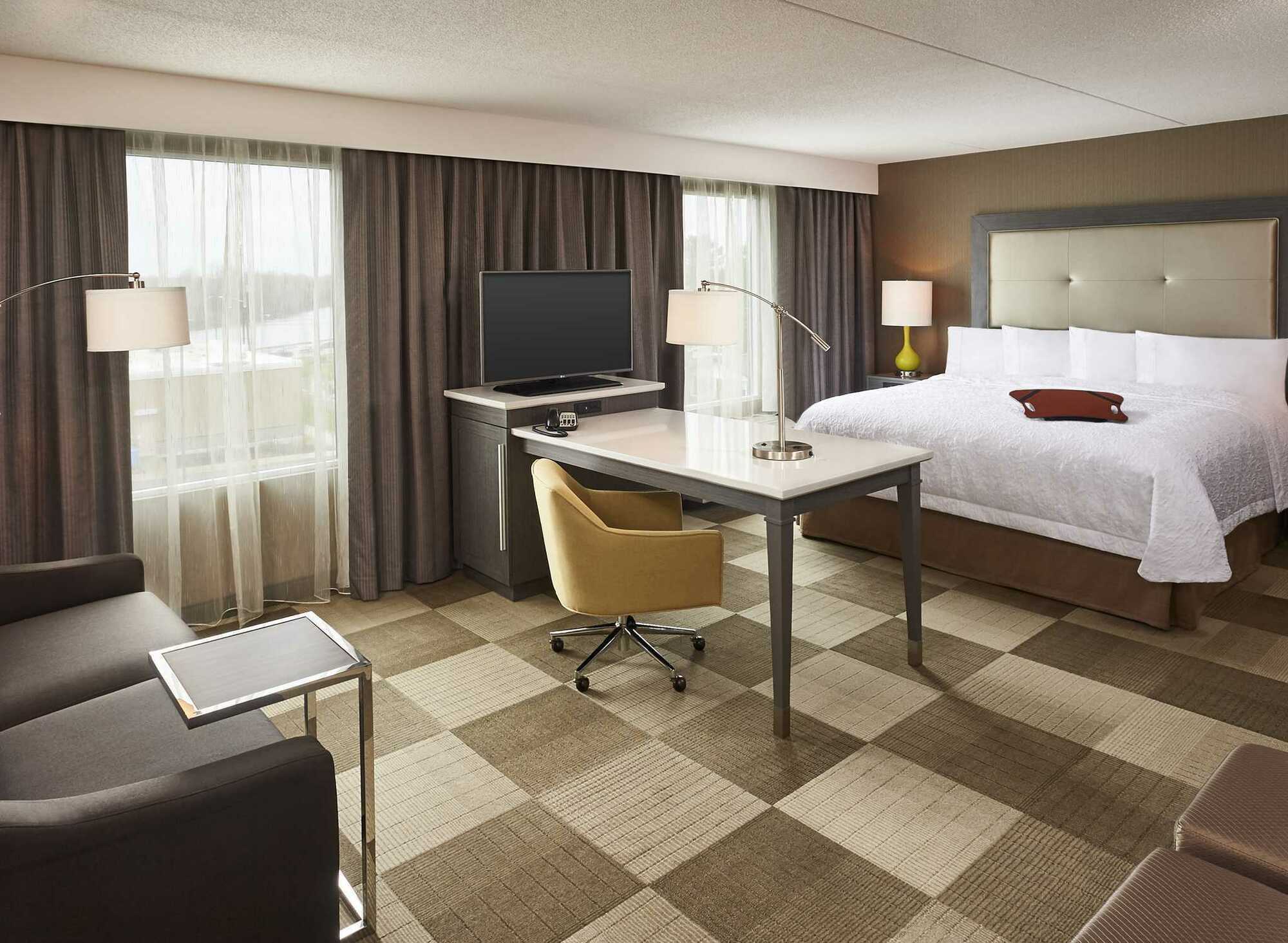 Hampton Inn By Hilton Timmins Exteriör bild
